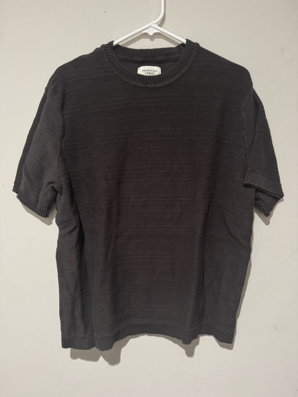 American Eagle Outfitters Black Short-Sleeve Knit Crewneck Tee